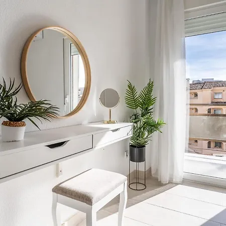 Sea View 2 Bedroom 2 Min Away From The Apartament *