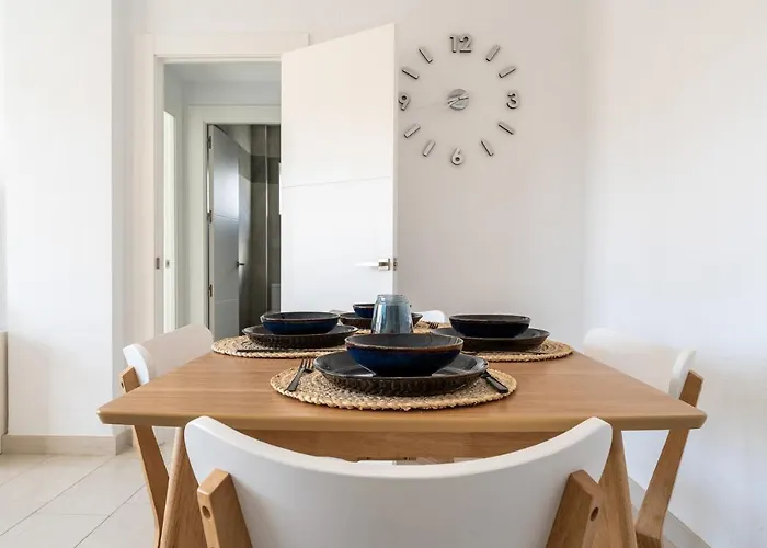 Apartament Sea View 2 Bedroom 2 Min Away From The *