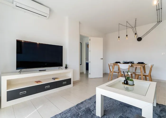 Apartament Sea View 2 Bedroom 2 Min Away From The *