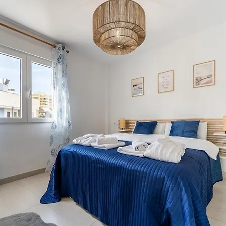 Sea View 2 Bedroom 2 Min Away From The *