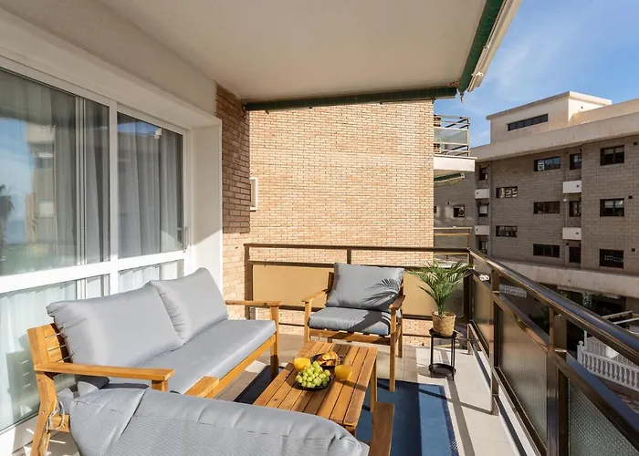 Sea View 2 Bedroom 2 Min Away From The Апартаменты